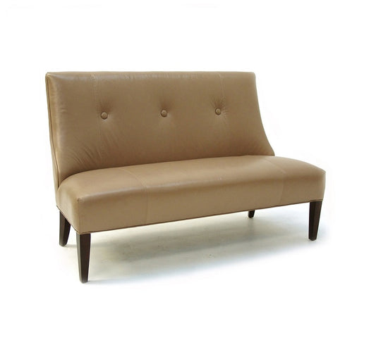 LOVESEAT EN PIEL MONARCA