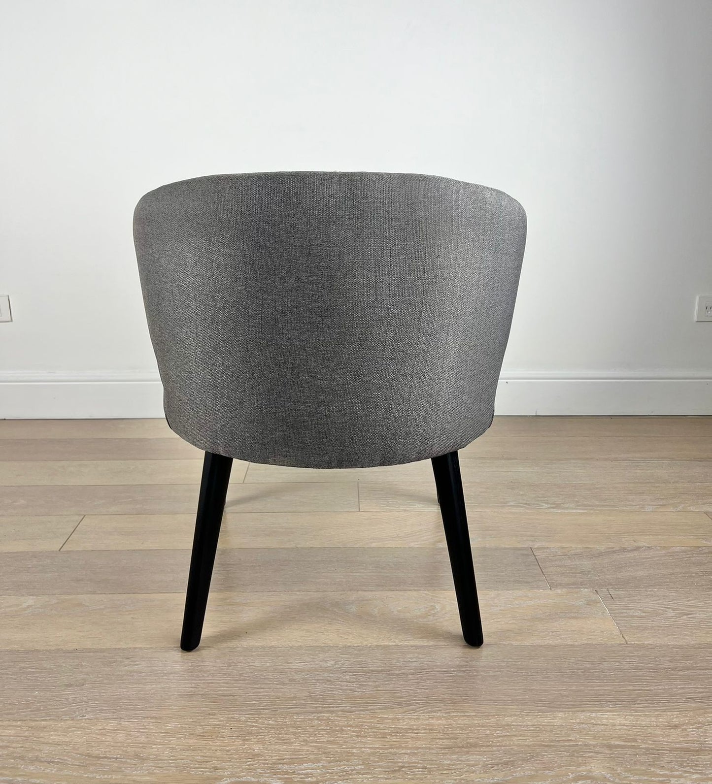 SILLA WING - VERANDA INTERIORES