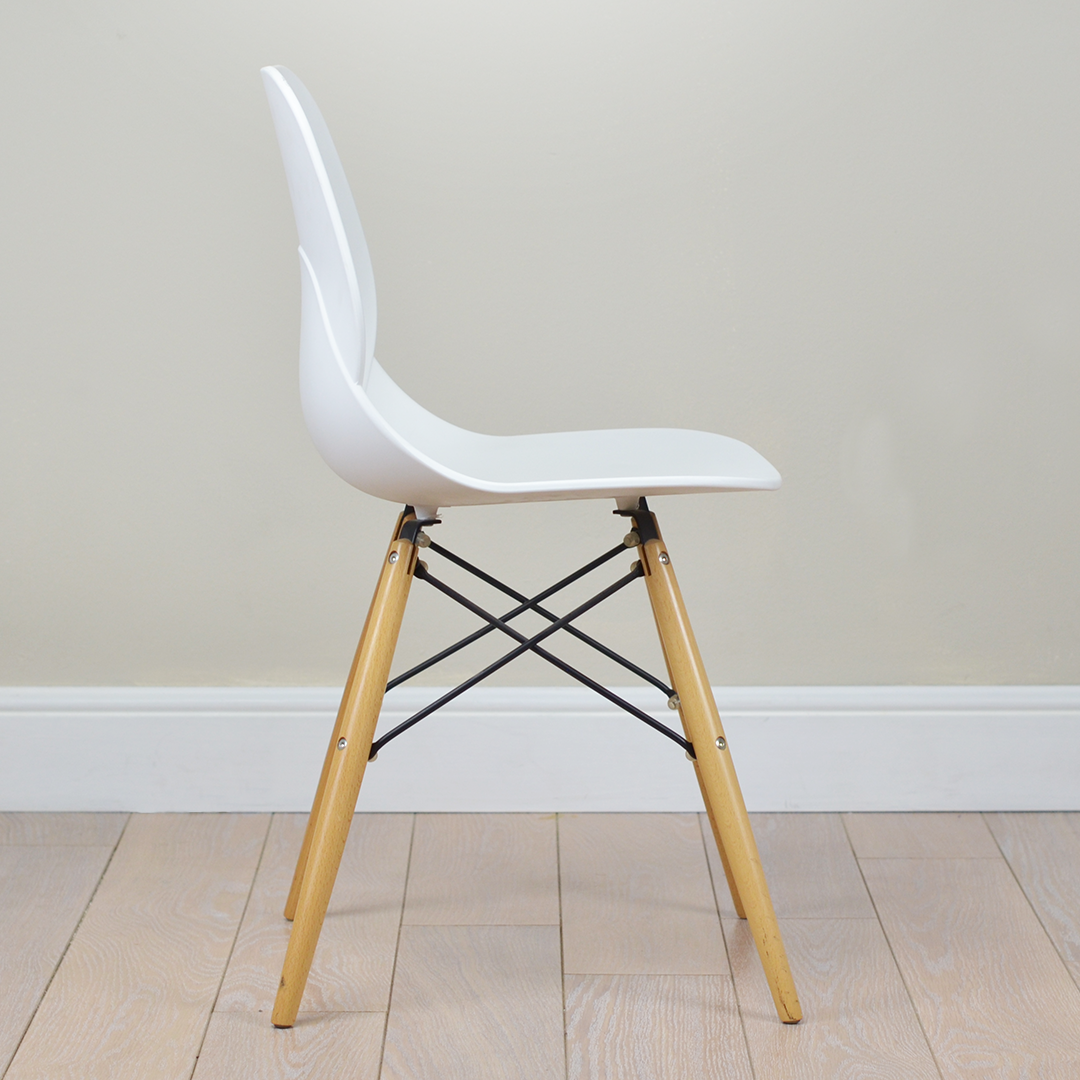 SILLA EAMES