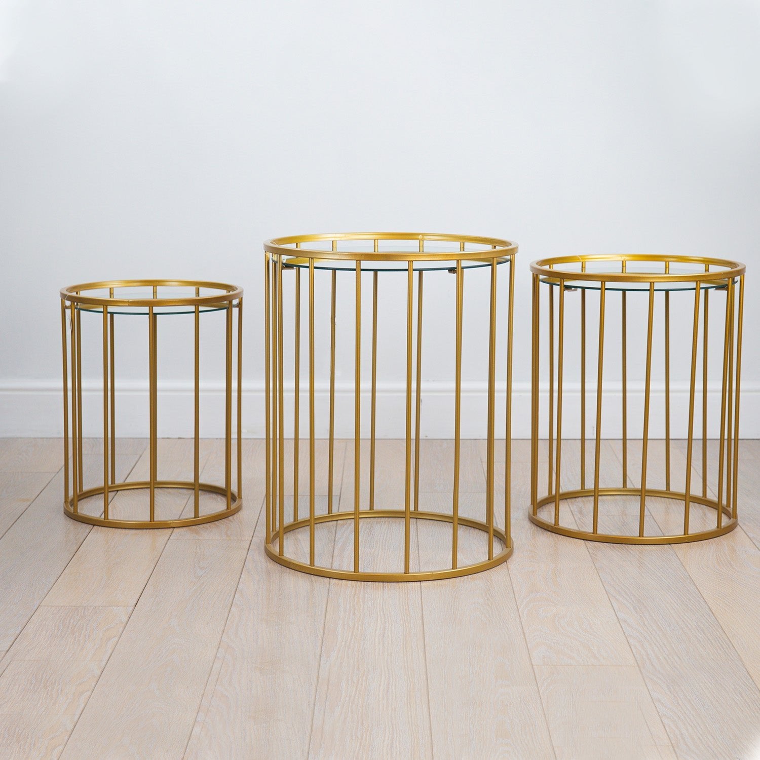 MESA CON ESPEJO DORADA SET DE 3 - VERANDA INTERIORES